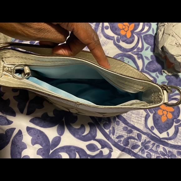 Coach handbag - Picture 2 of 3